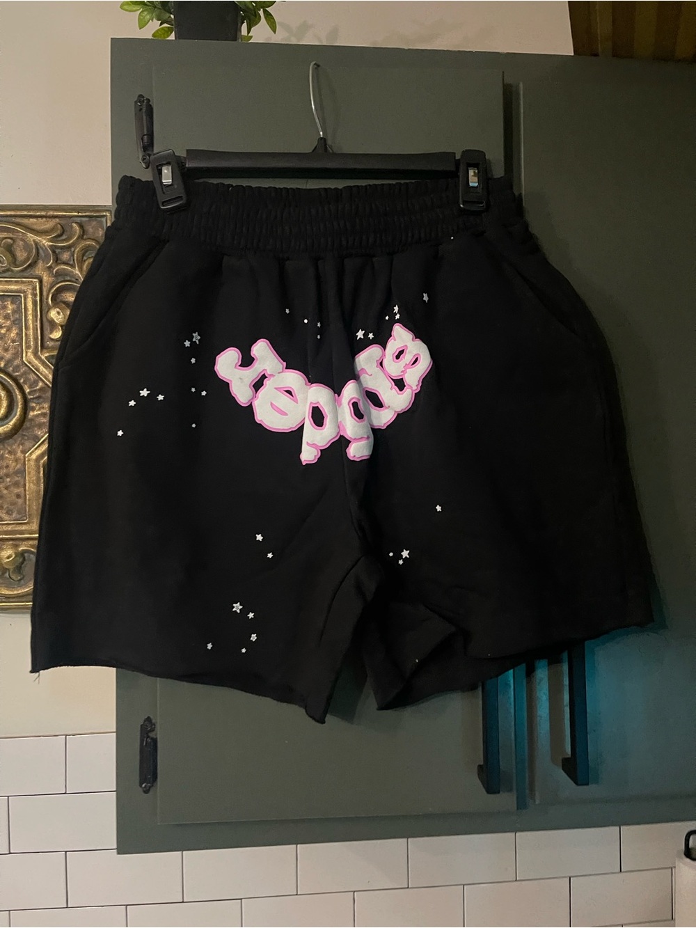 Mens Graphic Design Shorts Size XL.
